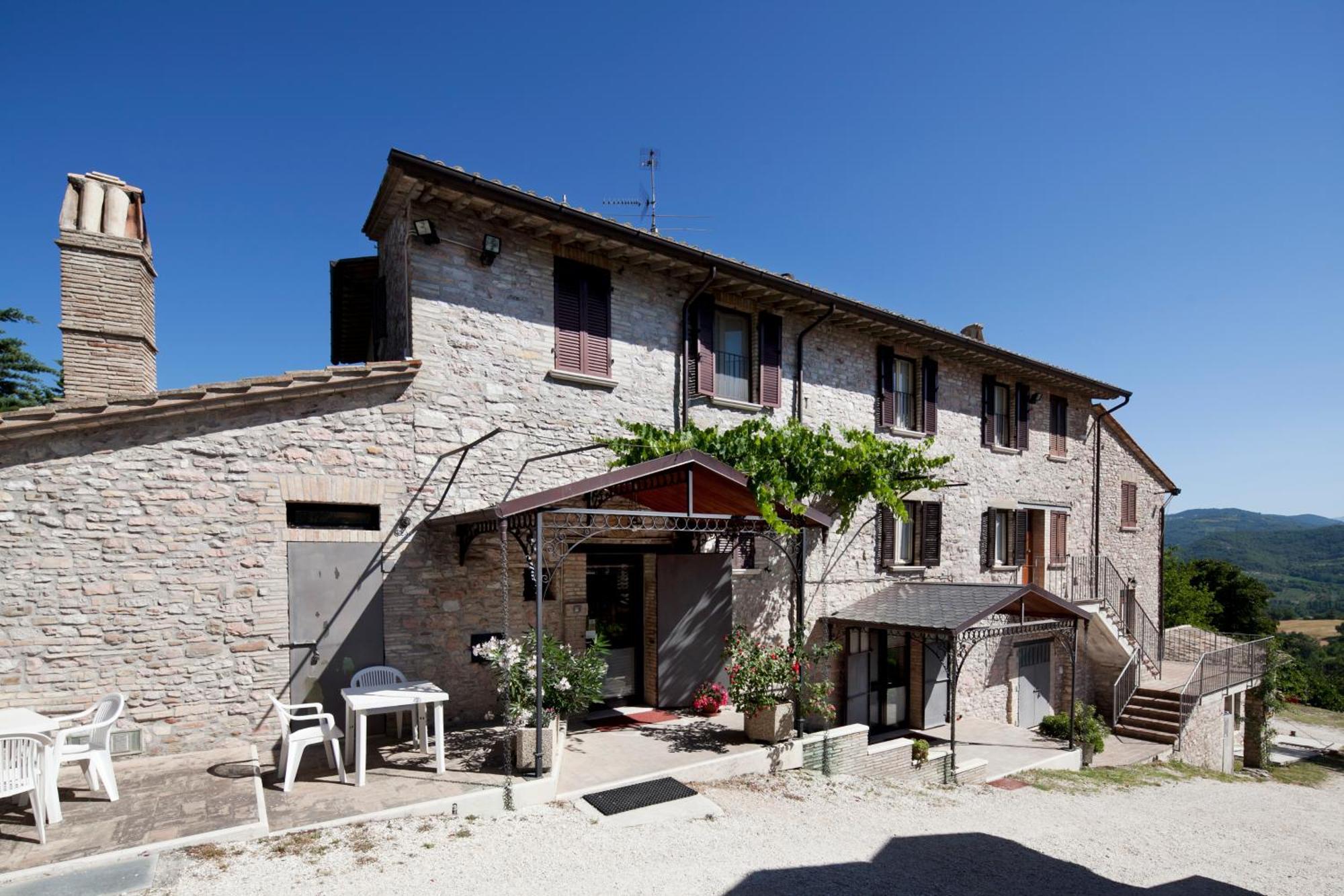 Agriturismo Il Castello Asís Exterior foto
